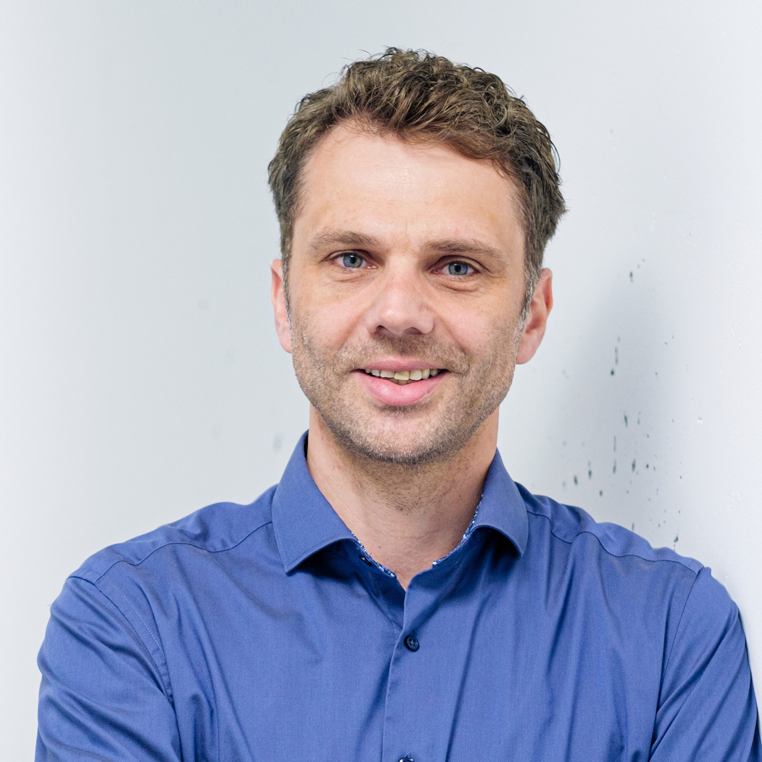 Dr. Marcel Neubert, Gründer